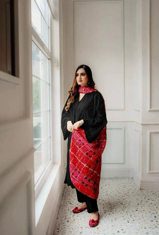 Maria.B -3Pc Chikenkari Embroidered With Printed Lawn Dupatta