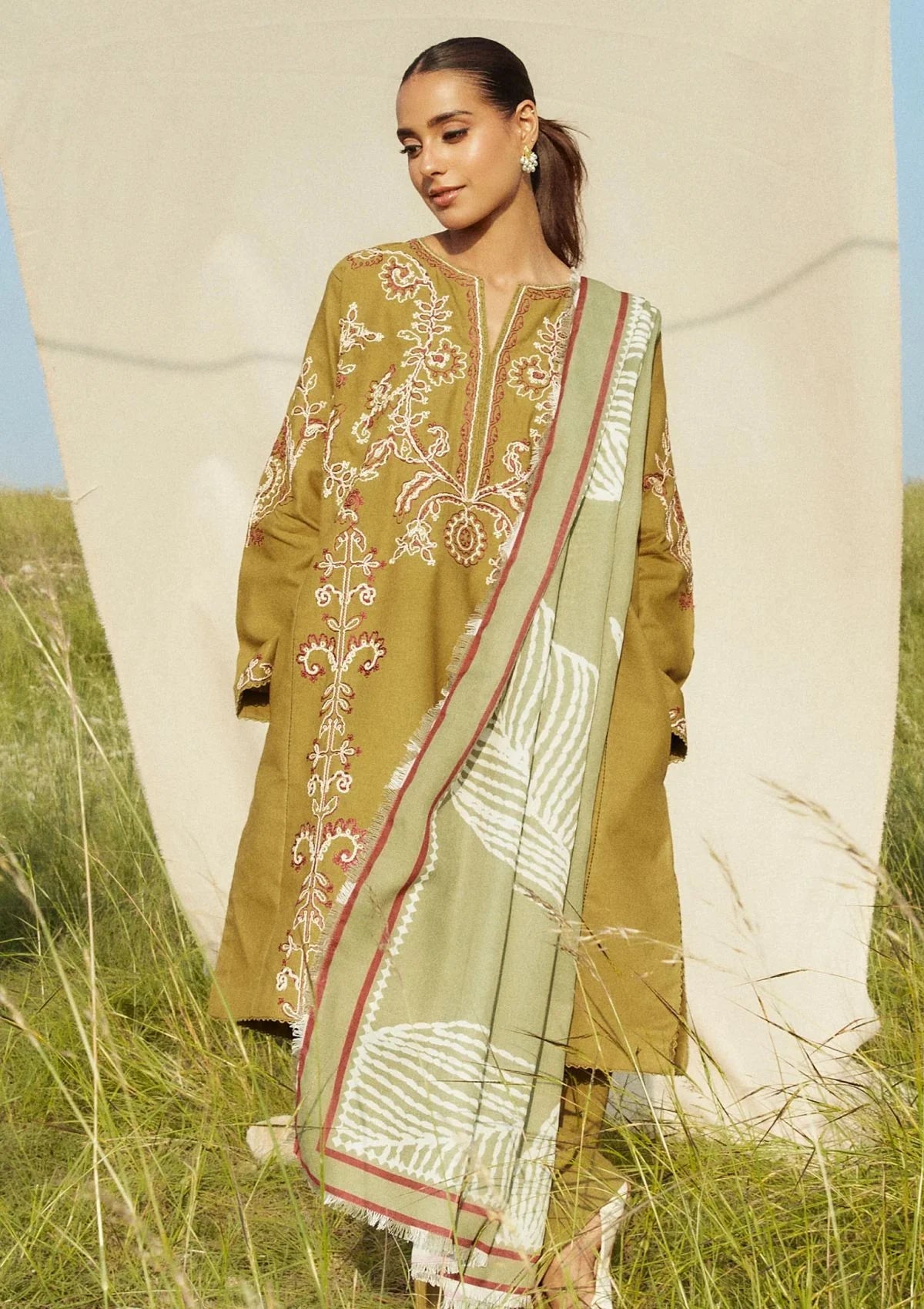 3PC DHANAK EMBROIDERED SHIRT WITH COUTURE PRINTED SHAWL