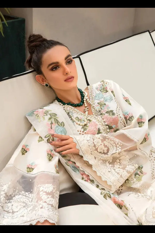 Crimson 3Pc Embroidered Lawn Suit With Embroidered Organza Dupatta