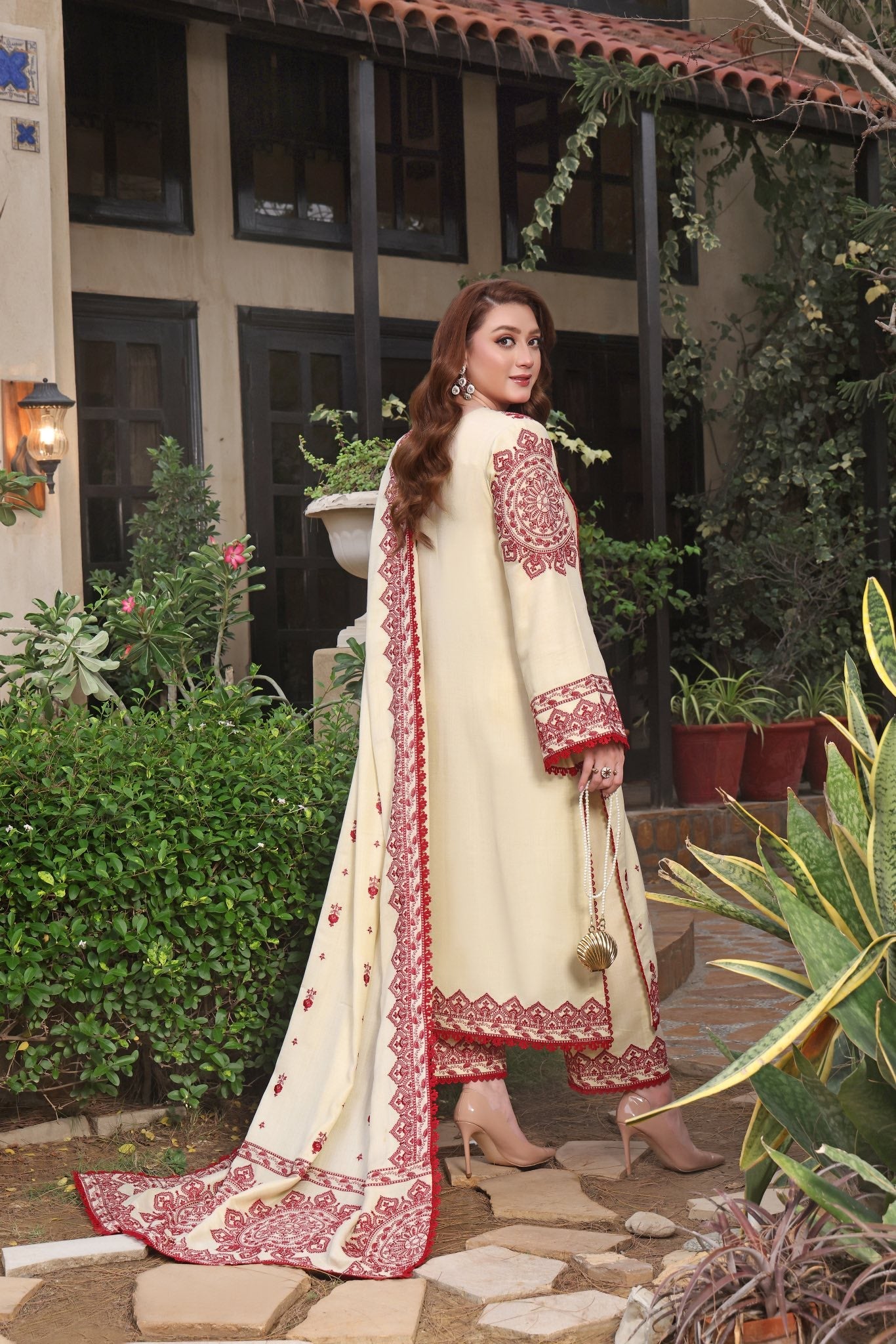 ASIM JOFA-3PC DHANAK EMBROIDERED SHIRT WITH DHANAK EMBROIDERED SHAWL & TROUSER