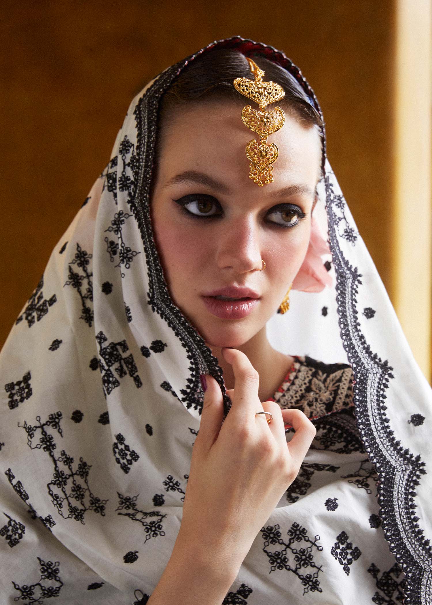 HUSSAIN REHAR-3PC DHANAK EMBROIDERED SHIRT WITH EMBROIDERED TROUSER