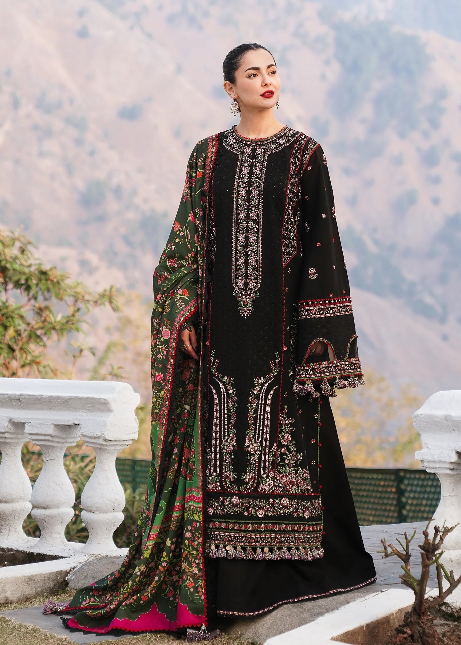 Hussain Rehar Winter Embroidered 3pc Dhanak Suite