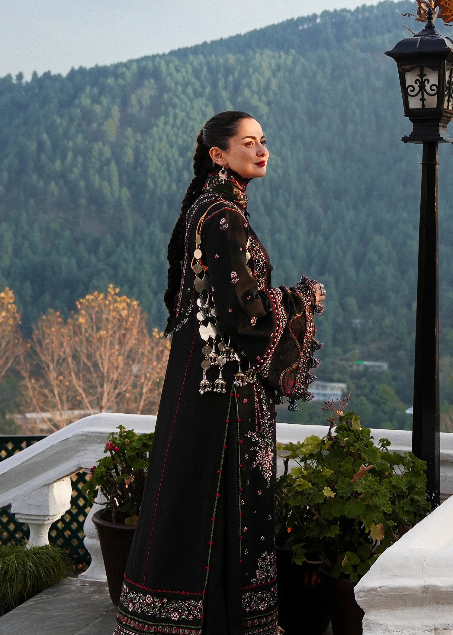 Hussain Rehar Winter Embroidered 3pc Dhanak Suite