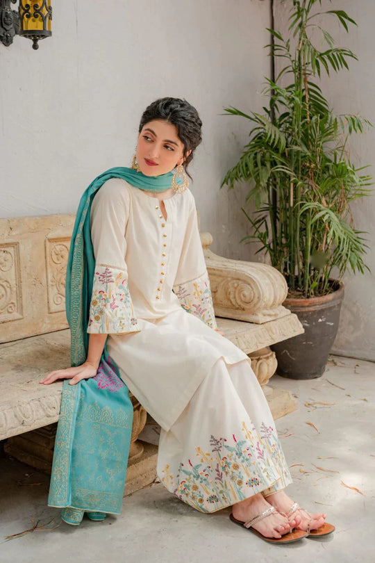 Kastoor- Dhanak Embroidered three piece With Dhanak Shawl-