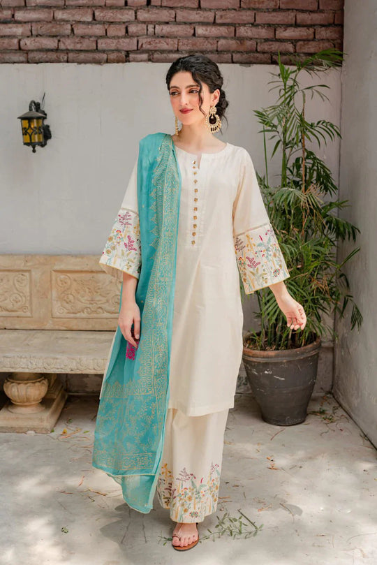 Kastoor- Lawn Embroidered three piece With printed dupatta