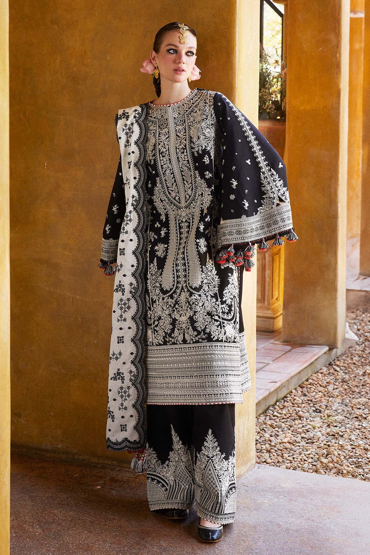 HUSSAIN REHAR-3PC DHANAK EMBROIDERED SHIRT WITH EMBROIDERED TROUSER
