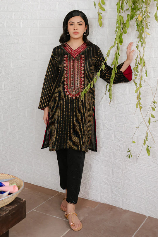 3Pc Embroidered Lawn Shirt With Embroidered Bamber Chiffon Dupatta