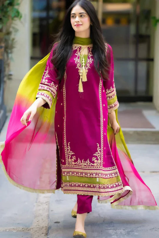 OMAL PINK- 3PC LAWN EMBROIDERED Suite With Bamber Dupatta