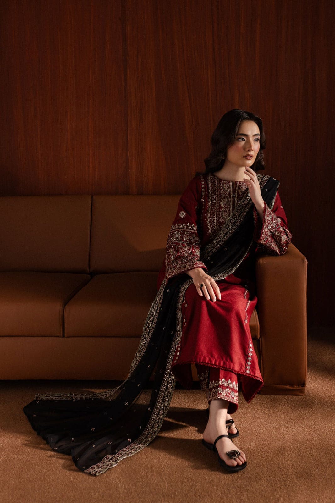 BATIK-3PC DHANAK EMBROIDERED SHIRT WITH CHIFFON EMBROIDERED DUPATTA AND EMB TROUSER