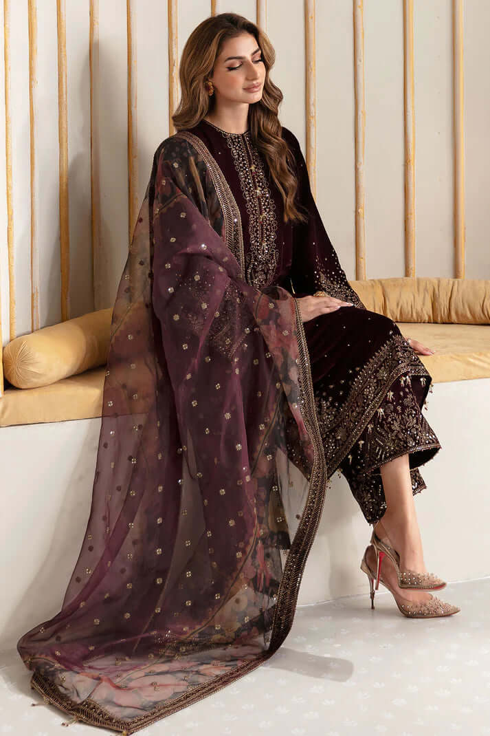 Unstitched 3PCs Velvet Embroidered Dress With Embroidered Organza Dupatta